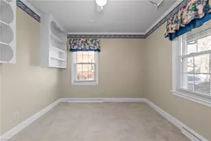 2009 Roanoke Dr, Greensboro, NC 27408 - Photo 17