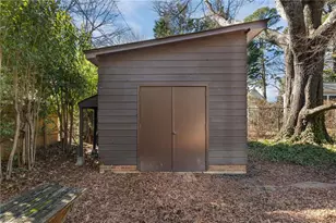 2009 Roanoke Dr, Greensboro, NC 27408 - Photo 41