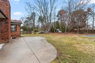 4109 Oak Hollow Dr, High Point, NC 27265 - Photo 37