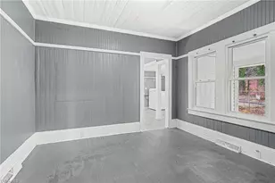 1206 E 21st St, Winston-Salem, NC 27105 - Photo 17