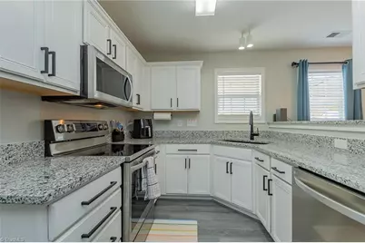 302 Geoffrey Way, Kernersville, NC 27284 - Photo 15