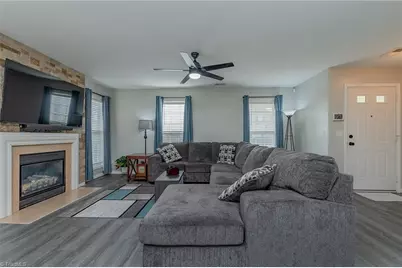 302 Geoffrey Way, Kernersville, NC 27284 - Photo 5