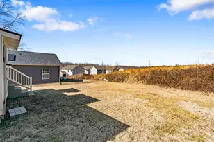 353 Austin St, Burlington, NC 27217 - Photo 29