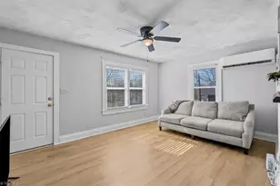 353 Austin St, Burlington, NC 27217 - Photo 7