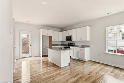 2924 Gilmer Avenue, Winston-Salem, NC 27105 - Photo 5