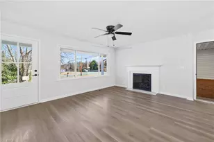 3562 Cherry Ln, Greensboro, NC 27405 - Photo 15