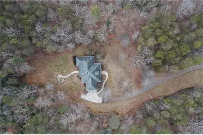 1096 Corner Road, Pinnacle, NC 27043 - Photo 3