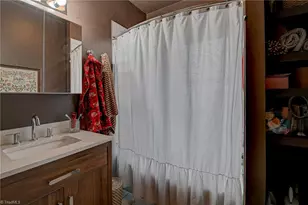 1815 W Academy St, Winston-Salem, NC 27103 - Photo 17