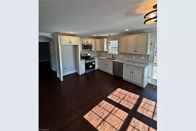 725 Jes Wes Lane, Lexington, NC 27295 - Photo 3