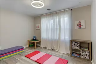 4502 Bromley Dr, Greensboro, NC 27406 - Photo 21