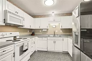 323 Jarrett Rd, Thomasville, NC 27360 - Photo 11