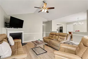 323 Jarrett Rd, Thomasville, NC 27360 - Photo 5