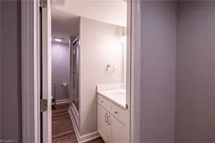 3903 Cascade Dr, Greensboro, NC 27410 - Photo 7