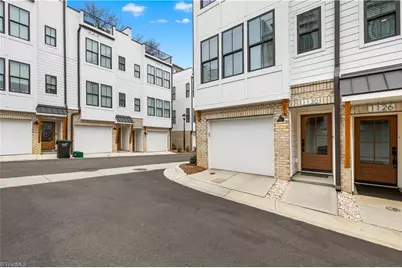 1130 Pegram Crossing, Charlotte, NC 28205 - Photo 33