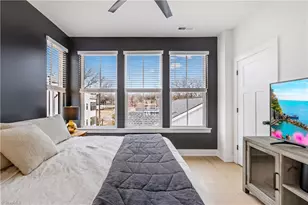 1130 Pegram Crossing, Charlotte, NC 28205 - Photo 15