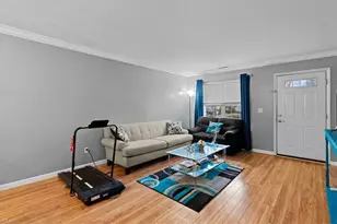 5044 Bartholomew's Ln, Greensboro, NC 27407 - Photo 15