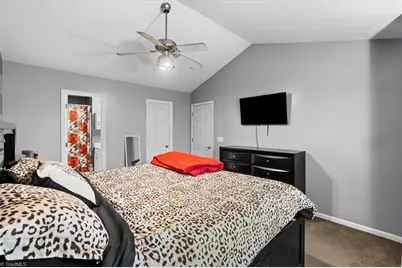 5044 Bartholomews Lane, Greensboro, NC 27407 - Photo 23