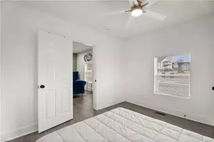 821 Moravia St, Winston-Salem, NC 27107 - Photo 15