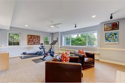 202 Kemp Road W, Greensboro, NC 27410 - Photo 31