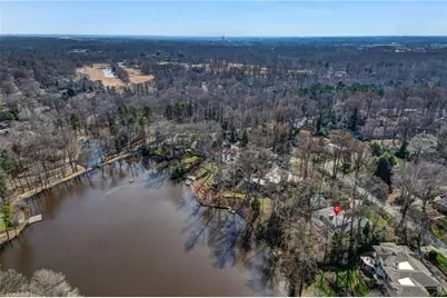 202 Kemp Road W, Greensboro, NC 27410 - Photo 49