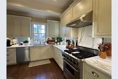 363 Hawthorne Road, Elkin, NC 28621 - Photo 9