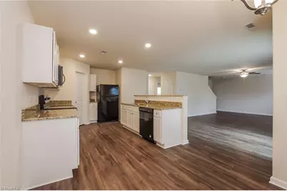 160 Steamboat Lane, Burlington, NC 27217 - Photo 7