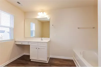 160 Steamboat Lane, Burlington, NC 27217 - Photo 9