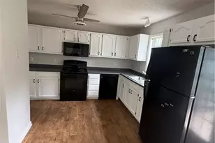 2296 Zornbrook Dr, Greensboro, NC 27406 - Photo 5