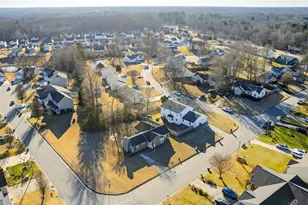 2296 Zornbrook Dr, Greensboro, NC 27406 - Photo 21