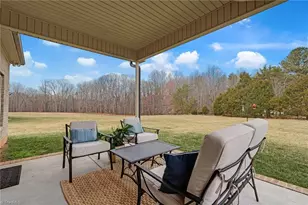 7006 Westfield Vlg Cir, Summerfield, NC 27358 - Photo 5