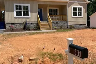 607 Kendall St, Eden, NC 27288 - Photo 5