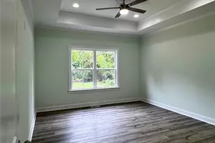 607 Kendall St, Eden, NC 27288 - Photo 7