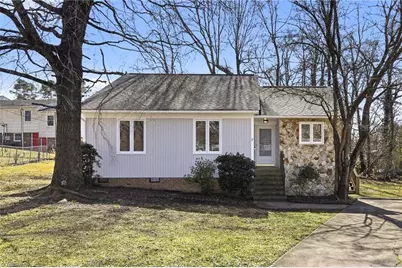 7 Pear Tree Court, Greensboro, NC 27401 - Photo 1