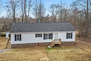 6670 Bonlee Bennett Rd, Bear Creek, NC 27207 - Photo 31