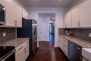 1406 Suzanne Ln, Lexington, NC 27295 - Photo 17