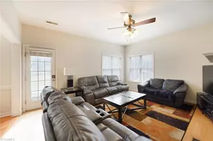 4312 Southern Oak Dr, High Point, NC 27265 - Photo 7