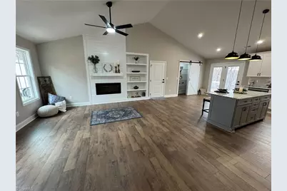 901 Kingsway Drive, King, NC 27021 - Photo 11