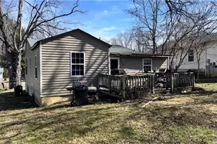 604 English St, Thomasville, NC 27360 - Photo 5