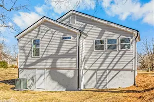 1217 Lakeview Heights Dr, High Point, NC 27265 - Photo 21