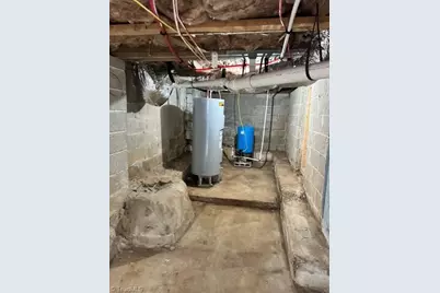 1217 Lakeview Heights Drive, High Point, NC 27265 - Photo 29