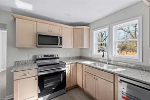 1217 Lakeview Heights Dr, High Point, NC 27265 - Photo 13