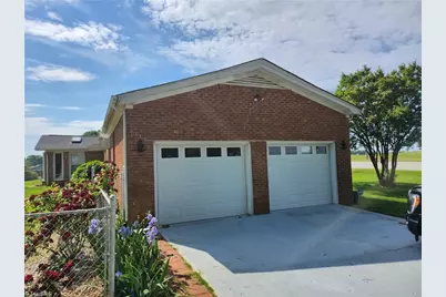 5511 Macy Grove Road, Kernersville, NC 27284 - Photo 3