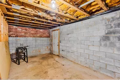 2735 Crosswinds Drive, Winston-Salem, NC 27127 - Photo 29