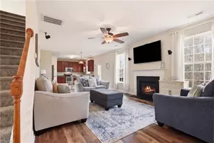467 Mahogany Dr, Thomasville, NC 27360 - Photo 3