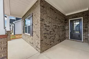 1122 Nantucket Dr, Mebane, NC 27302 - Photo 3