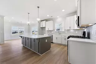 1122 Nantucket Dr, Mebane, NC 27302 - Photo 15