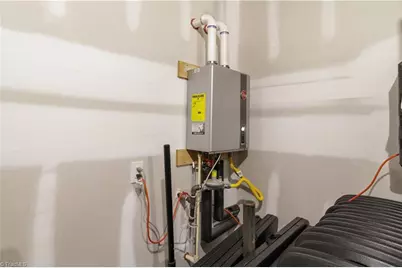 2462 Dukes Hollow Court, High Point, NC 27265 - Photo 23