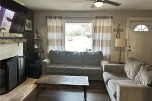 173 Olive St, Mount Airy, NC 27030 - Photo 5