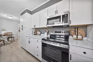 238 Holly Pine St, North Wilkesboro, NC 28659 - Photo 9