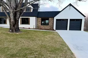 274 W Country Club Rd, Moravian Falls, NC 28654 - Photo 3